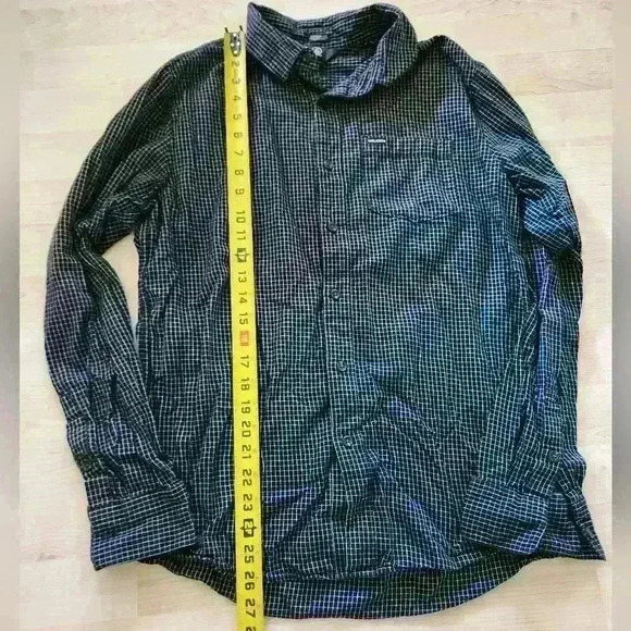 Volcom mens button down size medium - Picture 4 of 6
